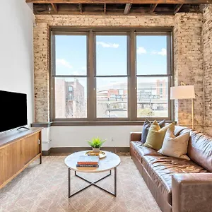 Loft Steps From Arch-parking-p202 Saint Louis